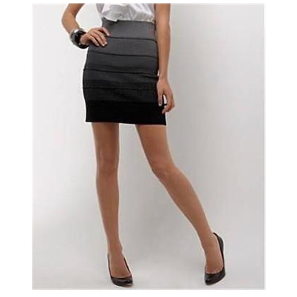 BCBG like new power bandage bodycon ombre skirt